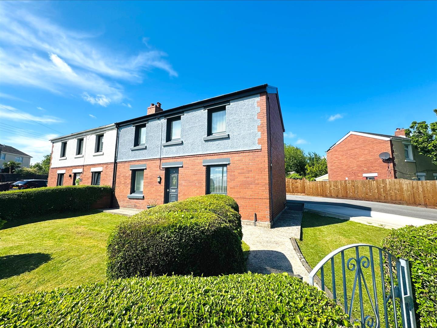 Graigwen, Llwynhendy, Llanelli, SA14 9PB